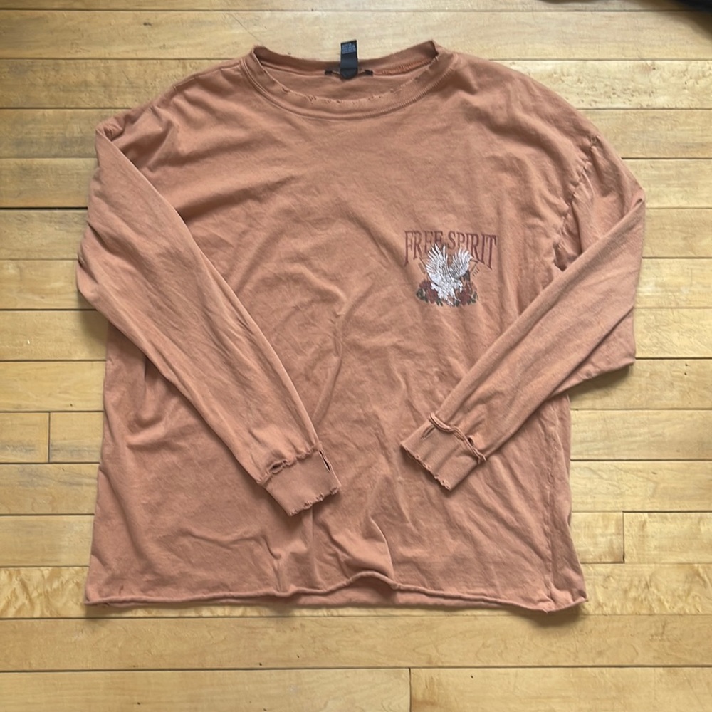 Distressed Longsleev Tee